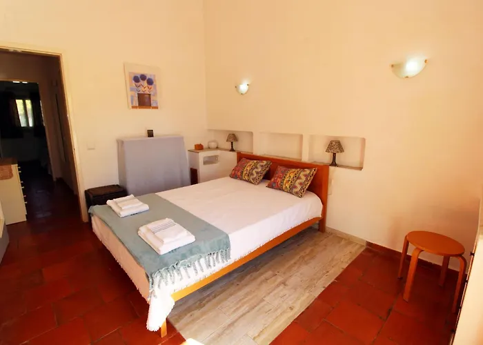 V2 - Aldeia Do Golfe B2 *